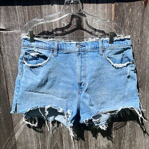 Abercrombie & Fitch High Rise Mom Short